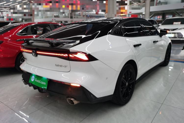 Used Changan UNI-V 2022 1.5T Smart Navigation Version