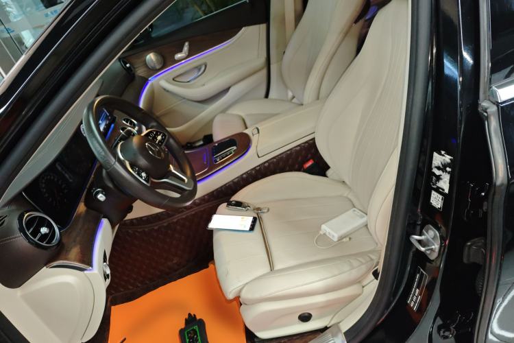 Used Mercedes-Benz E-Class 2019 E 260 L
