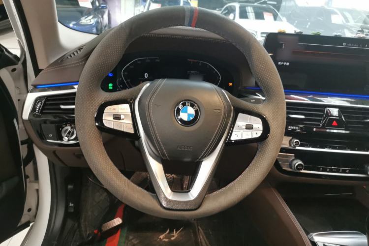 Used BMW 5 Series 2022 Restyled 525Li Luxury Package