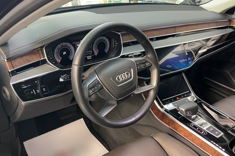 Used Audi A8 2018 A8L 55 TFSI quattro Launch Edition Prestige Model
