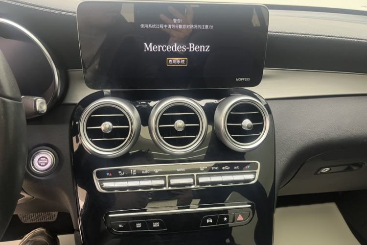 Used Mercedes-Benz GLC 2020 Facelifted GLC 260 L 4MATIC Dynamic Edition
