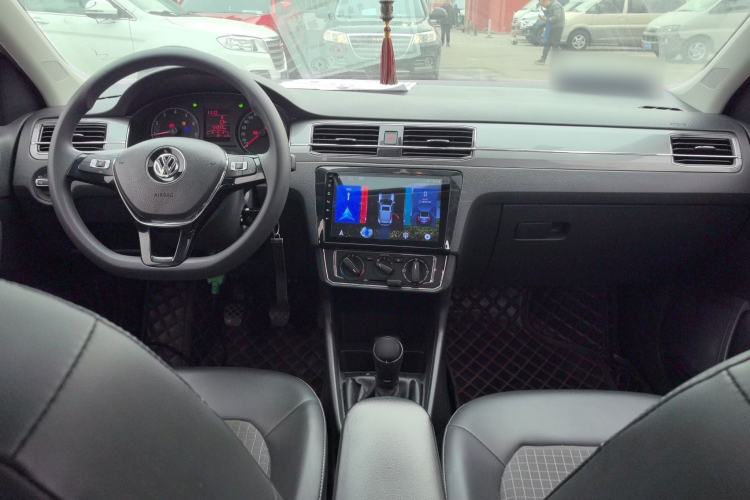 Used Volkswagen Santana 2018 1.5L Manual Comfort Edition
