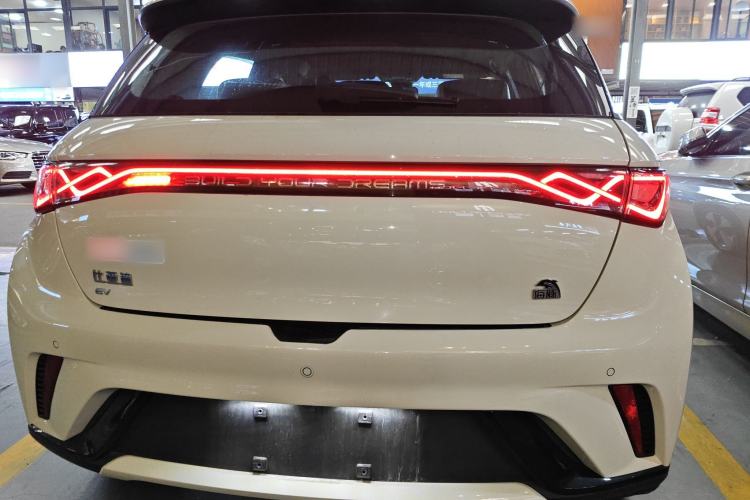 Used BYD Dolphin 2023 420 km Fashion Edition