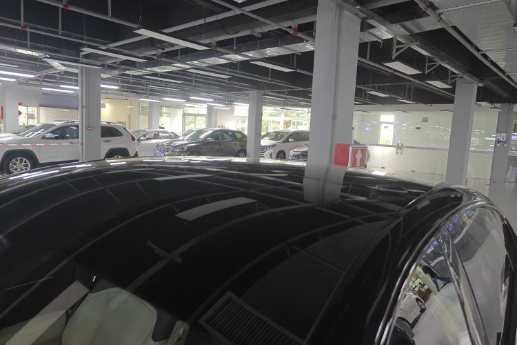 Used  12 2025 Ultra Extended-Range Edition
