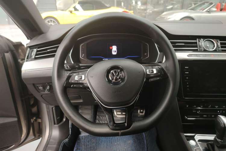 TDK.VehicleDetails.img