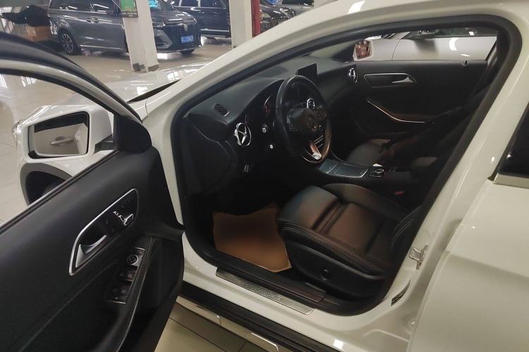 Used Mercedes-Benz GLA 2017 GLA 200 Sport Edition
