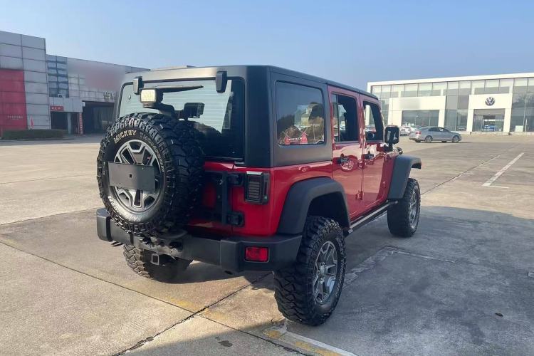 Used  Wrangler 2017 3.6L Rubicon Four-Door Comfort Edition
