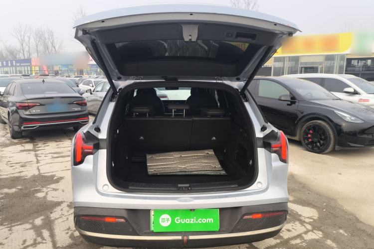 Used NETA L 2024 Extended-Range 310 Flash-Charge Red Edition