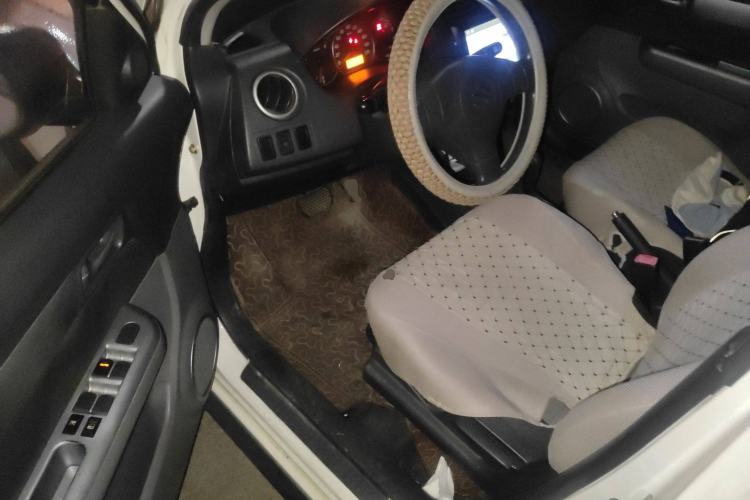 Used Suzuki Swift 2013 1.5L Automatic Standard Edition
