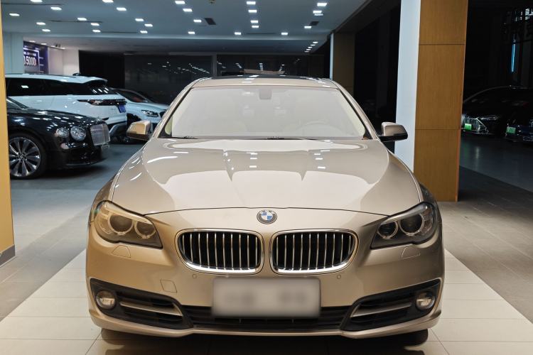 Used BMW 5 Series 2014 520Li Elegant Model
