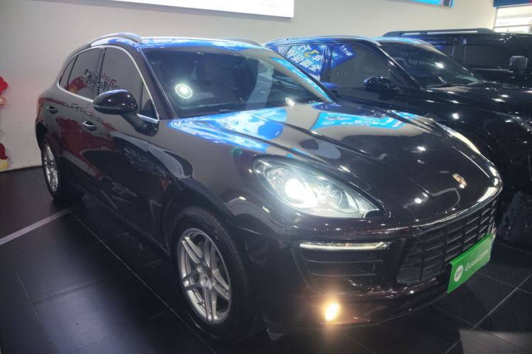 Used Porsche Macan 2017 Macan 2.0T
