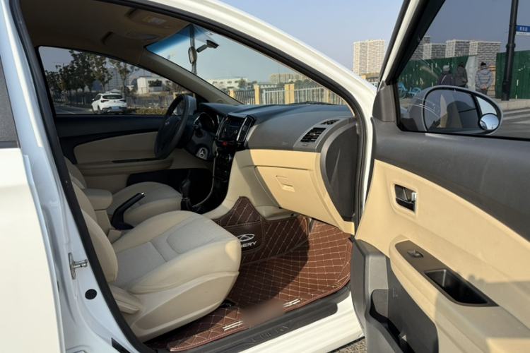 Used Chery E3 2015 1.5L Manual Fashion Model