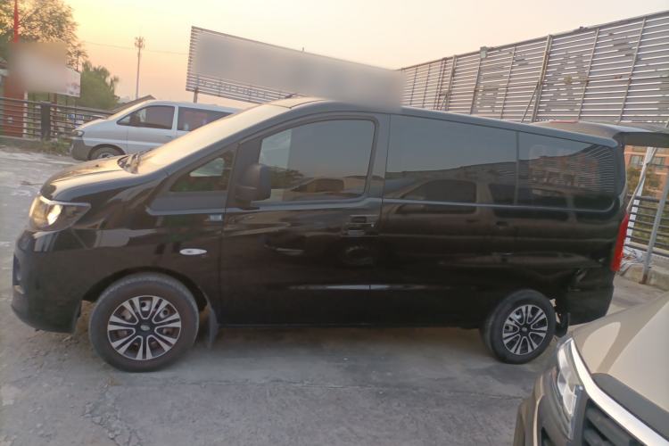 Used  M3 2019 1.8L 5-Seater Express Edition