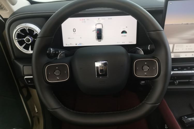 Used Tank 300 New Energy 2025 Hi4-T