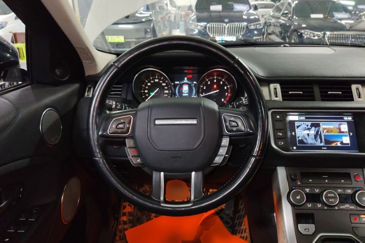 Used Land Rover Range Rover Evoque 2016 2.0T SE Smart Glow Edition
