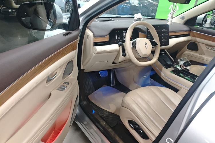 Used Hima AITO M7 2024 1.5T Intelligent Driving Rear-Drive Max Edition 5 Seats
