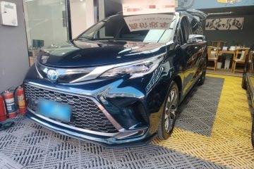 Used Toyota Granvia 2022 2.5L Hybrid Prestige Edition