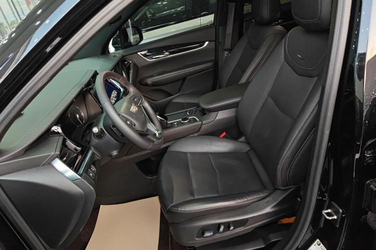 Used Cadillac XT6 2022 2.0T Six-Seater Four-Wheel-Drive Luxury Standard Edition
