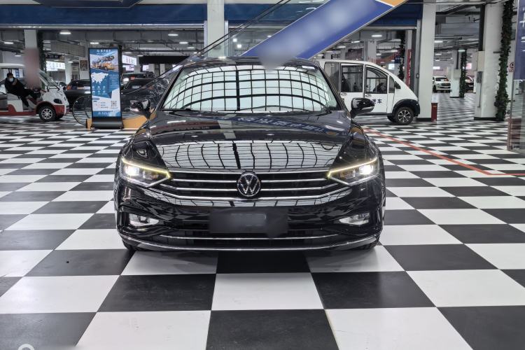 Used Volkswagen Magotan 2021 330TSI DSG 30th Anniversary Edition