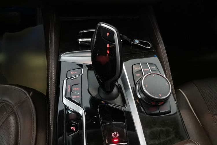 Used BMW 5 Series New Energy 2021 535Le Luxury Package
