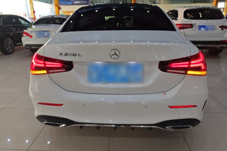 Used Mercedes-Benz A-Class 2022 Revised Version A 200 L Sport Sedan Fashionable Style
