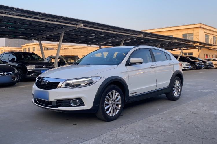 Used Qoros 3 2017 Urban SUV 1.6T Automatic Zhiyue Model
