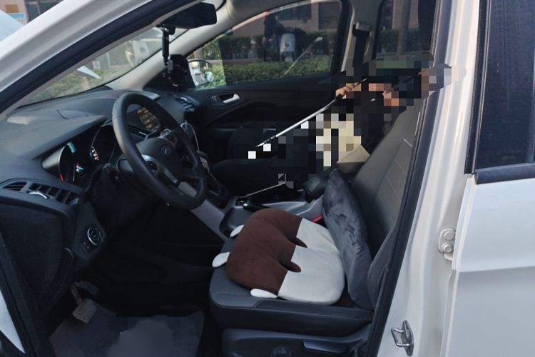 Used Ford Kuga 2015 1.5L GTDi Two-Wheel-Drive Comfort Model
