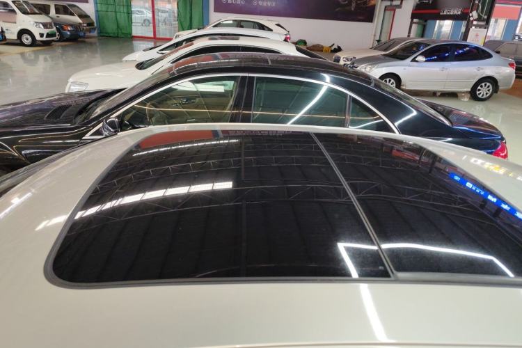 Used Volvo S90 2018 T4 Zhiyi Edition
