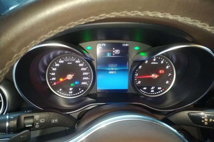 Used Mercedes-Benz GLC 2020 GLC 260 L 4MATIC Dynamic Model
