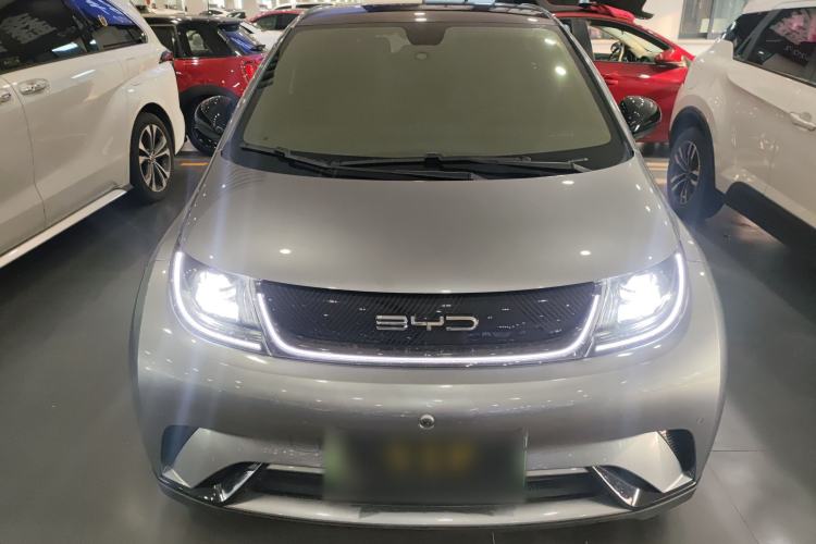 Used BYD Dolphin 2023 420 km Fashion Edition