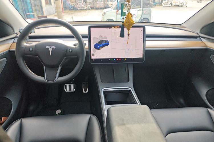 Used Tesla Model Y 2021 Standard Range Rear-Wheel Drive Version
