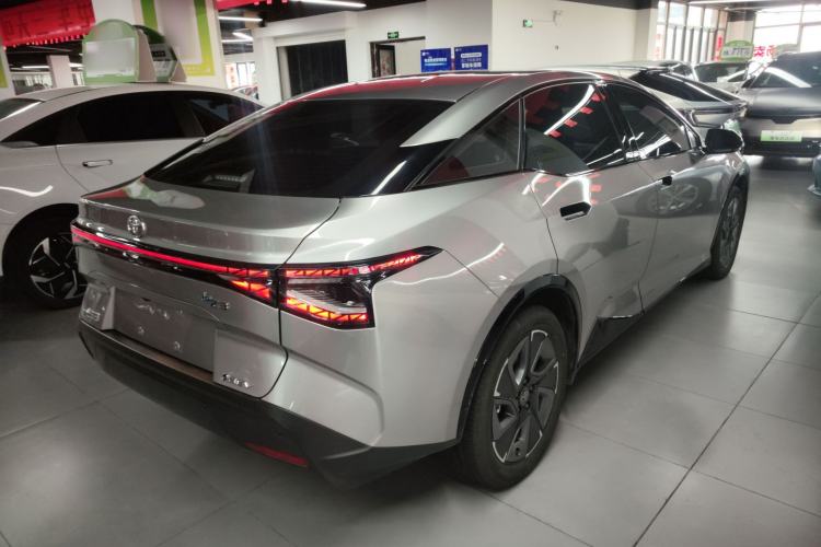 Used Toyota bZ3 2024 517 km Elite PRO