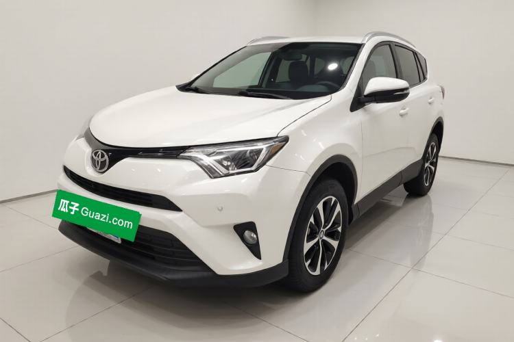 Used Toyota RAV4 2016 2.0L CVT Two-Wheel Drive Fashion Edition China V Standard
