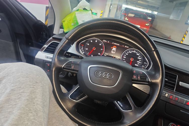 Used Audi A8 2014 A8L 45 TFSI quattro Comfort model
