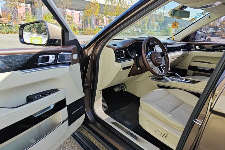 Used Zotye T700 2017 1.8T Dual-Clutch Prestige Model
