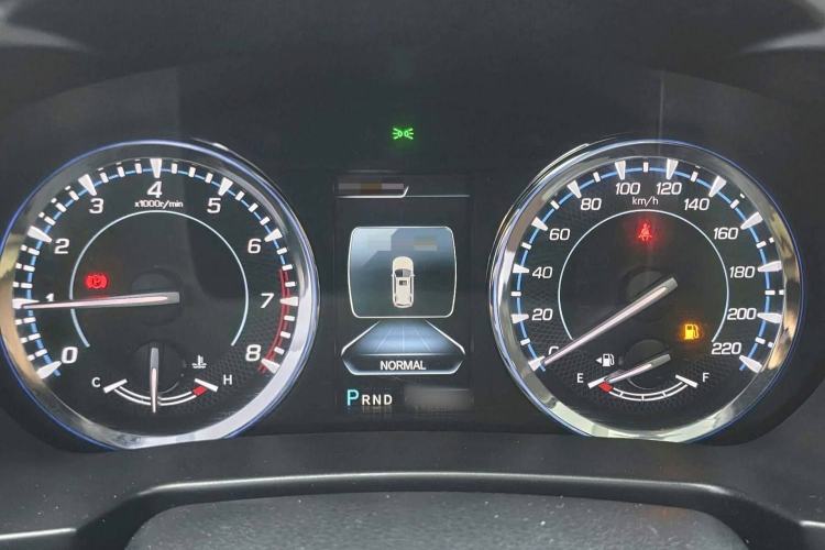 Used Changan CS95 2017 2.0T Two-Wheel Drive Zhiyuan Edition
