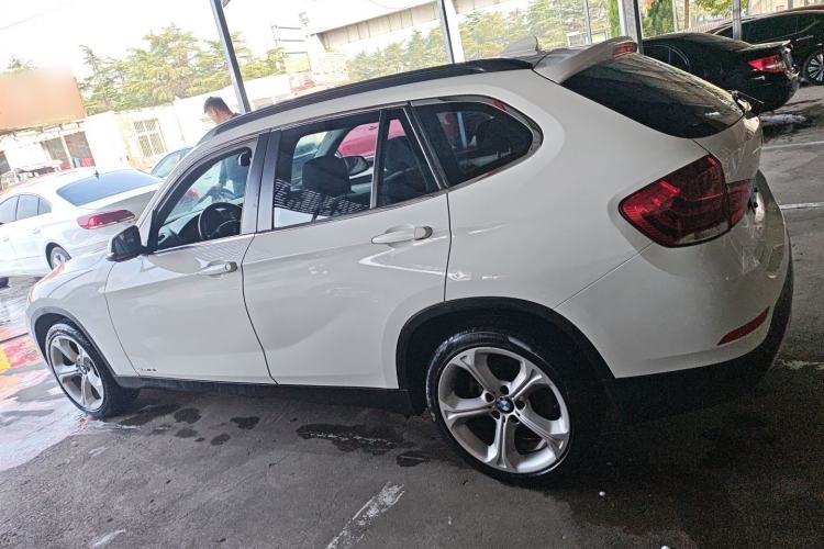 Used BMW X1 2014 sDrive18i Leading Model

