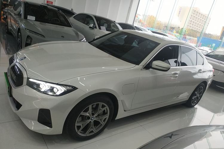 Used BMW i3 2024 eDrive 35 L
