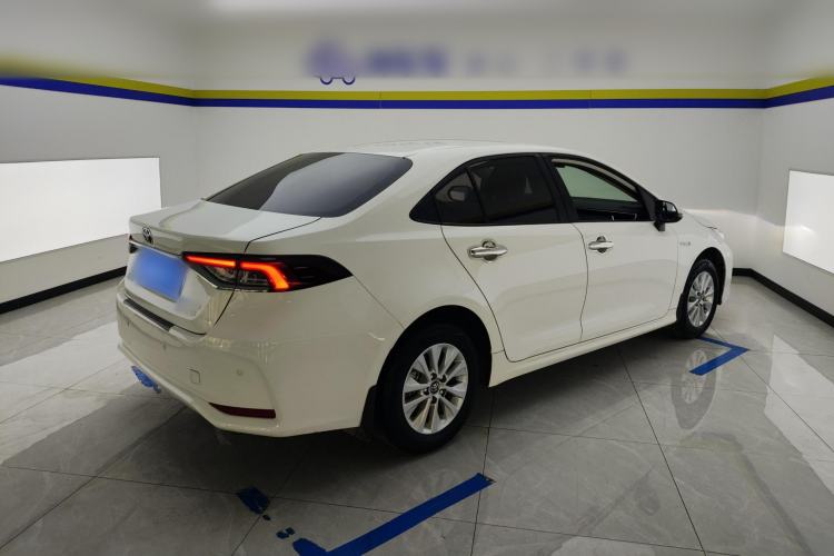 Used Toyota Corolla 2022 Dual-Motor 1.8L E-CVT Pioneer Edition
