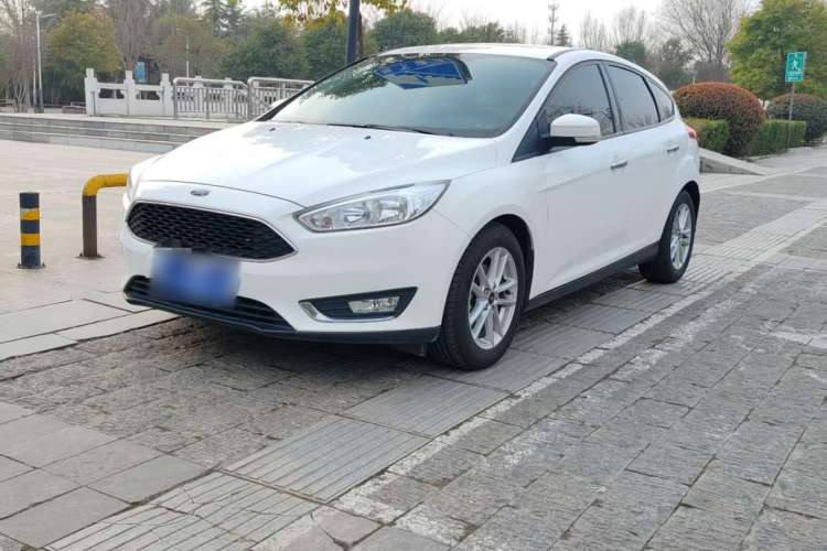 Used Ford Focus 2017 Hatchback 1.6L Automatic Fashion Edition Smart Drive Version
