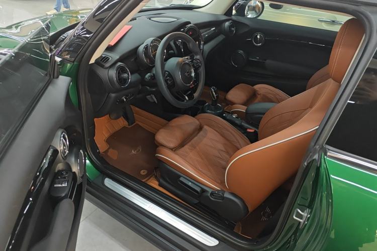 Used  MINI 2020 1.5T COOPER Artist
