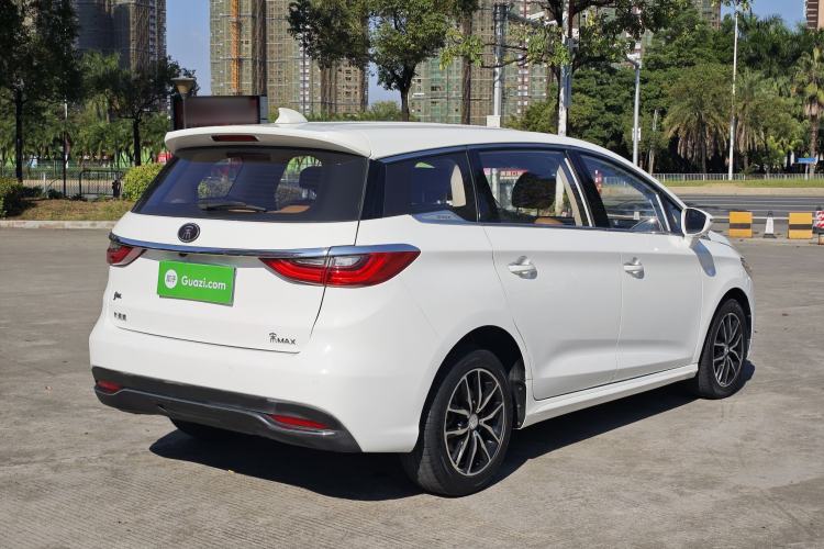 Used BYD Song MAX 2018 1.5T Automatic Smart Connect Luxury 6-Seater
