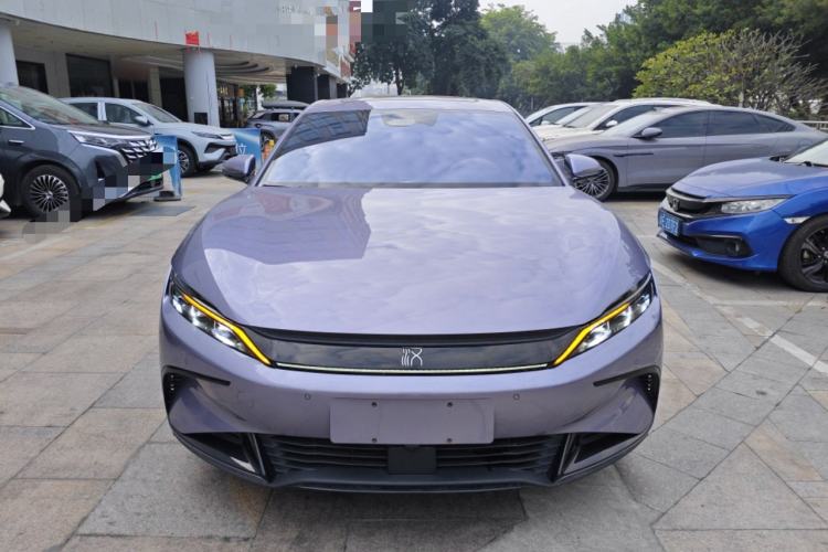Used BYD Han 2024 EV Glory Edition 610 km All-Wheel Drive "Tian Shen Zhi Jia" Intelligent Driving Model