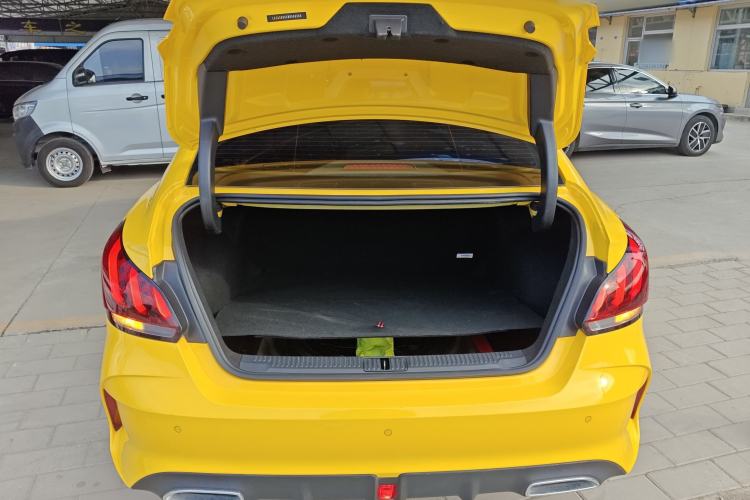 Used MG 5 2021 180 DVVT Manual Youth Luxury Edition