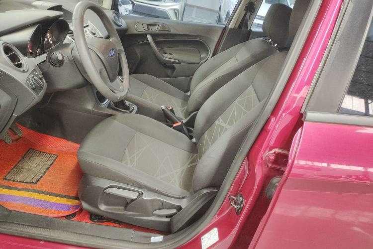 Used Ford Fiesta 2013 Sedan 1.5L Manual Fashion Edition