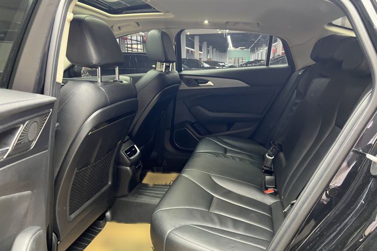 Used Hongqi H5 2020 1.8T Automatic ZhiLian QiYun Edition
