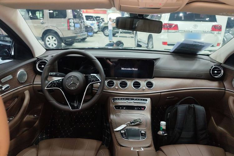 Used Mercedes-Benz E-Class 2023 E 260 L
