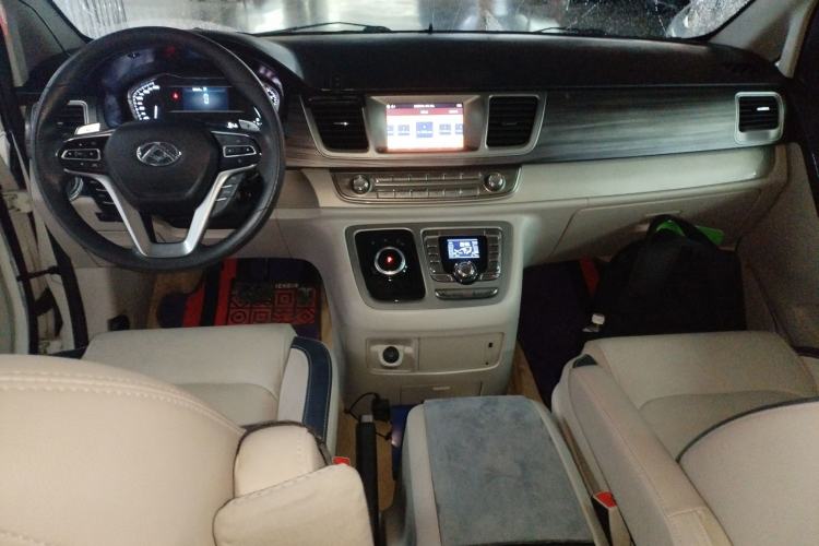 Used SAIC MAXUS G10 2022 2.0T Automatic Elite Edition Gasoline 7-Seater
