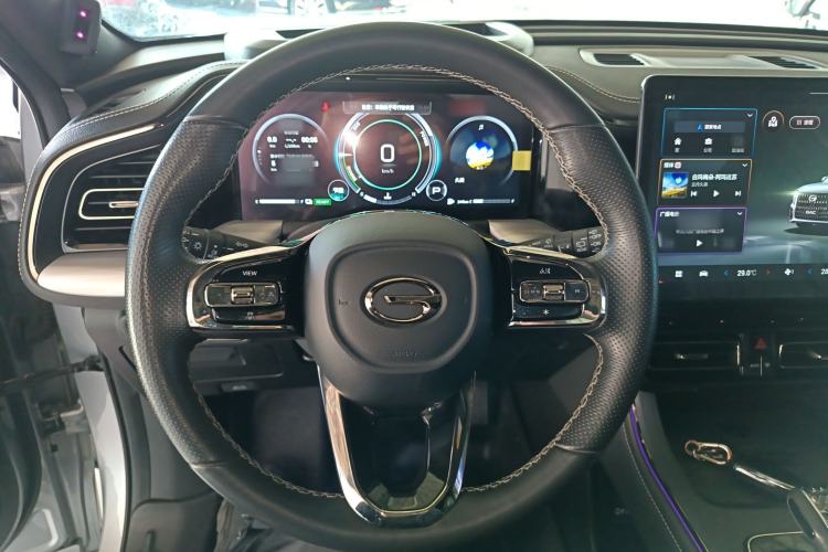 Used GAC Trumpchi GS8 2022 Dual-Engine Series 2.0TM Two-Wheel Drive Prestige Edition (7 Seats)
