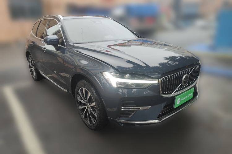 Used Volvo XC60 2023 B5 4x4 Smart Luxury Edition